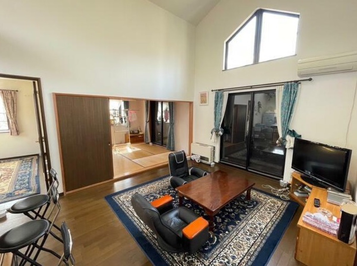 Property Photo 1