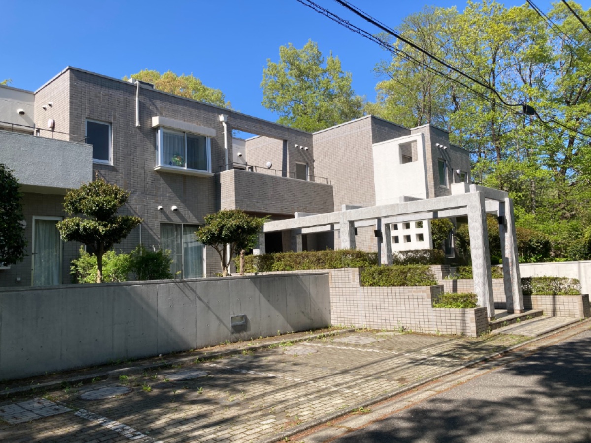 Property Photo 1