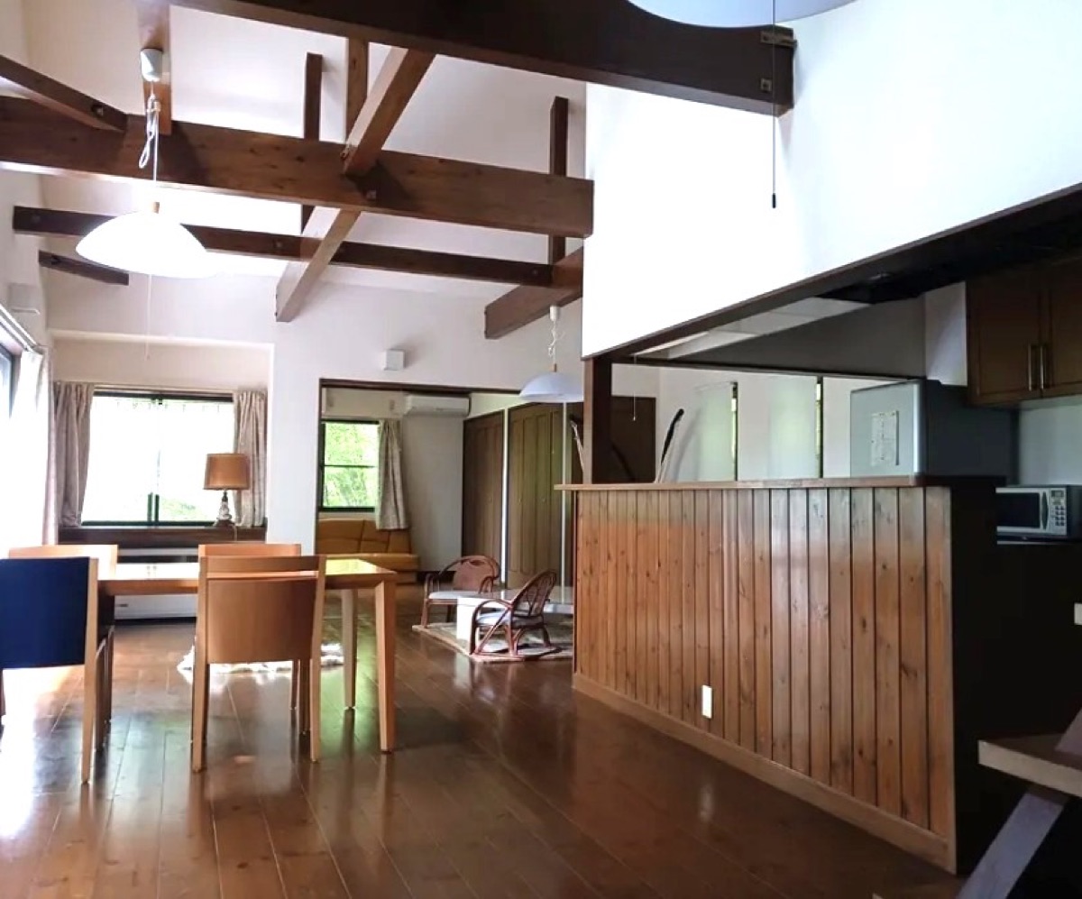Property Photo 1
