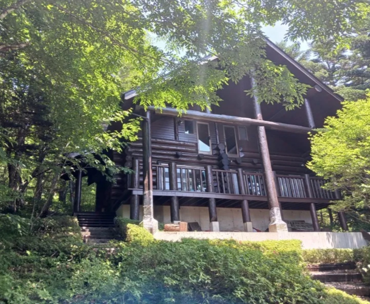Property Photo 1